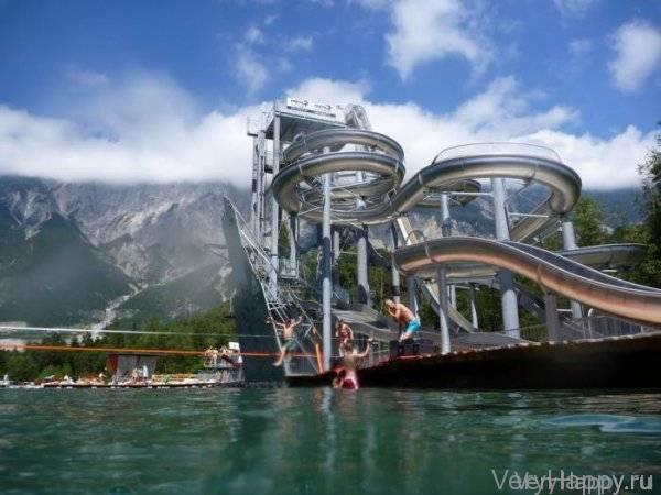 15 лучших аквапарков в мире (15 фото)